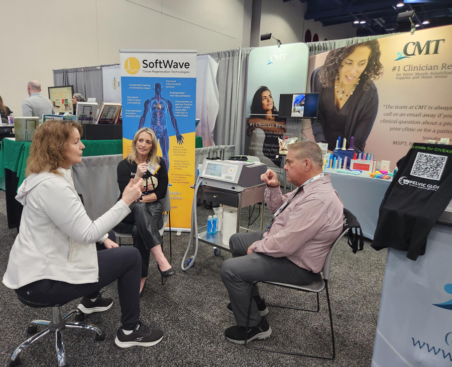 APTA Houston Stacey Roberts, Tracy Sher, Earl Carlow.